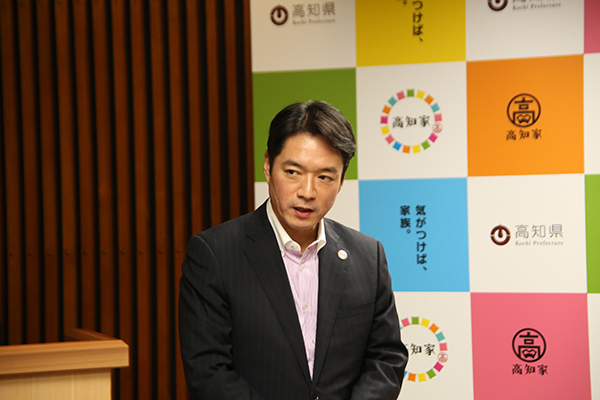 記者会見の様子3