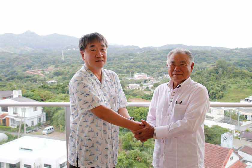 成約式当日、あけのフルーツ宮城康吉会長と