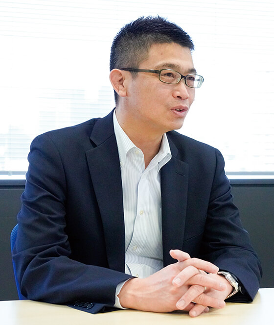 ウェーブロックホールディングス株式会社 経理財務部担当部長 兼 同部 経理課長 野田 芳明様