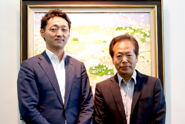 (右)ジェイエスシー株式会社 前オーナー 青木茂 様　(左)日本M&Aセンター　雨森