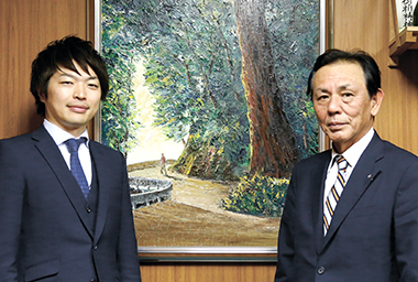 M&A成功事例：(右)大嶋商会 代表取締役社長 鎌田様 (左)日本M&Aセンター 黒岩