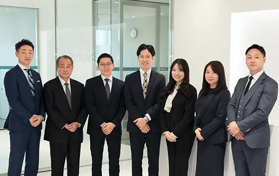 M&Aから上場まで 専門家がチームで手厚くサポート